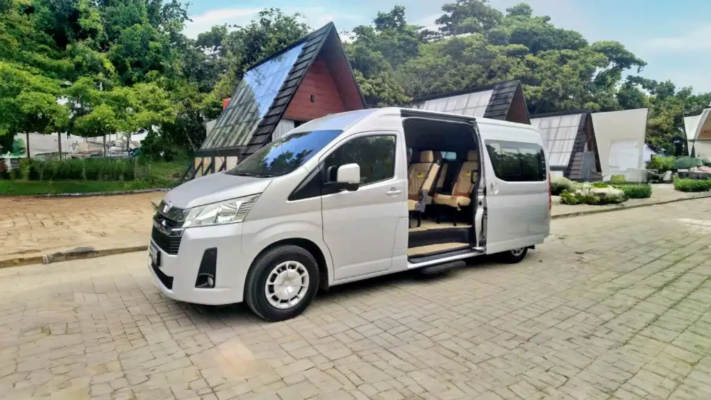 sewa hiace luxury murah anman wisata